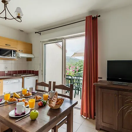 Lagrange Vacances Le Domaine Des Cazelles 3*