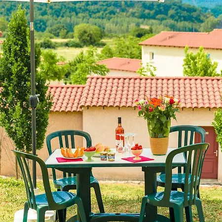 Lagrange Vacances Le Domaine Des Cazelles Semesterpark Cajarc